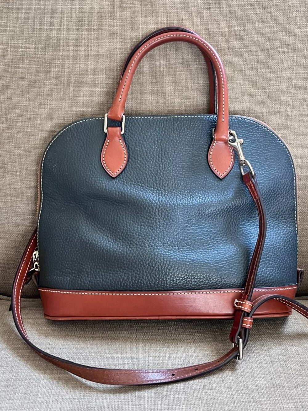 Dooney & Bourke Pebble Grain Zip Zip Satchel Midnight Blue & Matching Wristlet - Picture 4 of 16